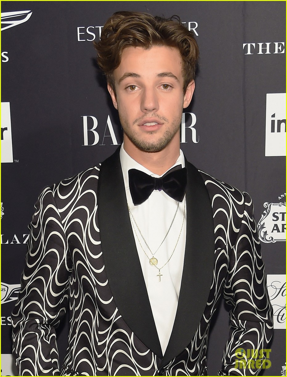 cameron dallas and austin mahone suit up for harpers bazaar icons gala 02