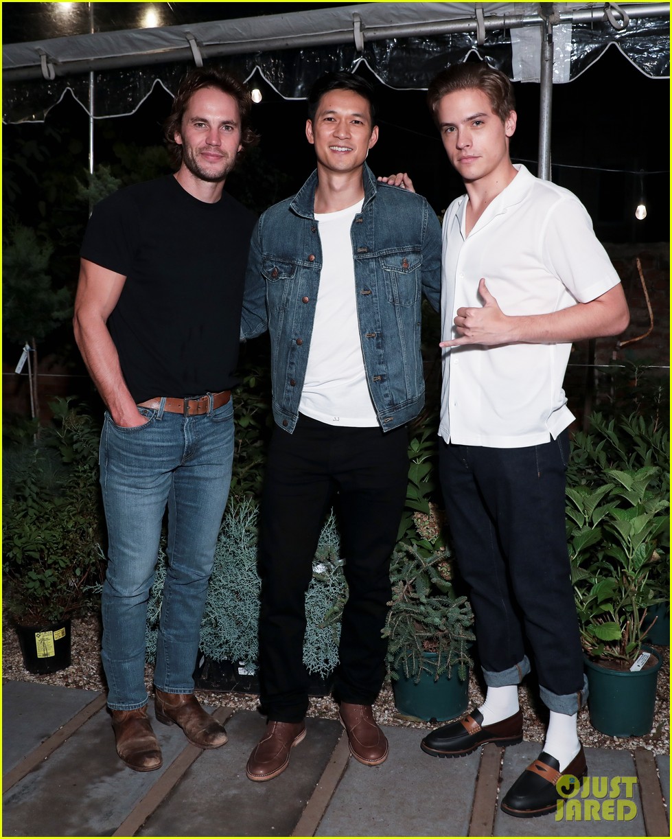 dylan sprouse harry shum jr celebrate madewell mens collection 03