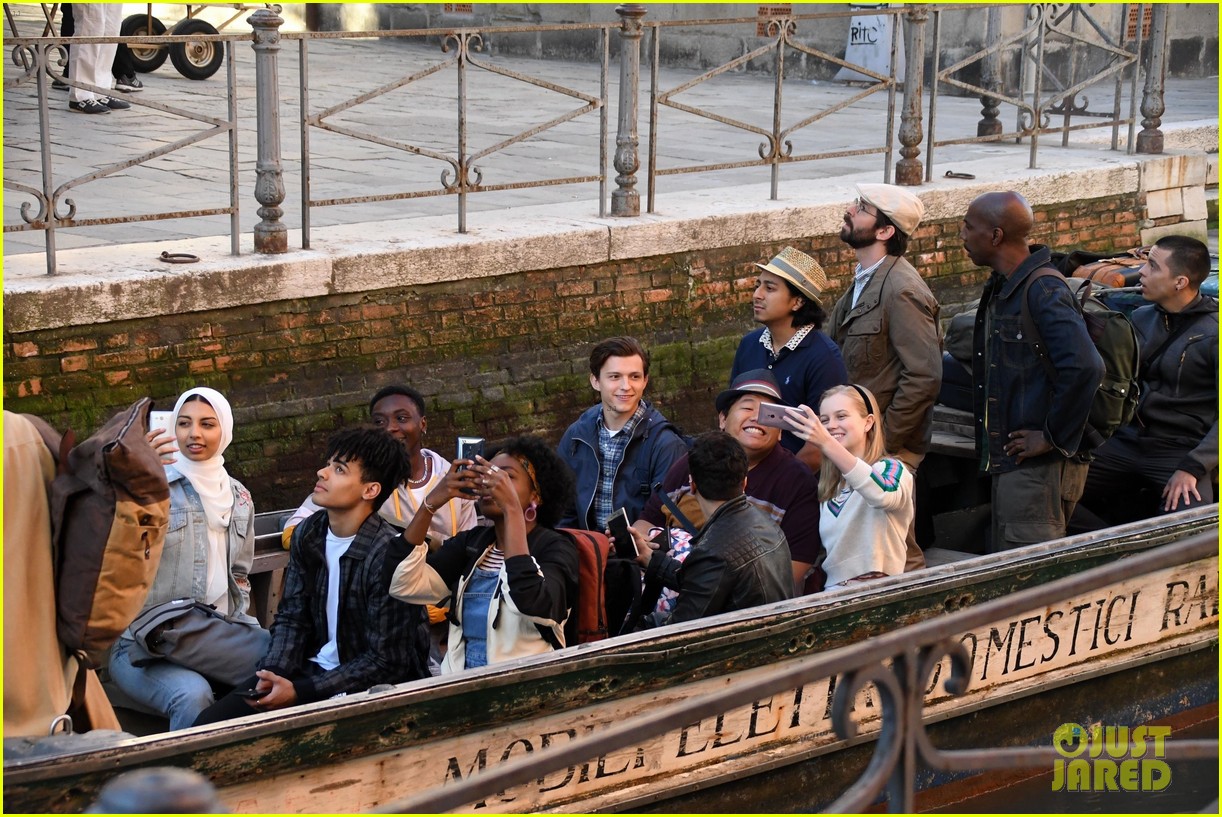 tom holland and zendaya film spider man far from home in the canals in italy40