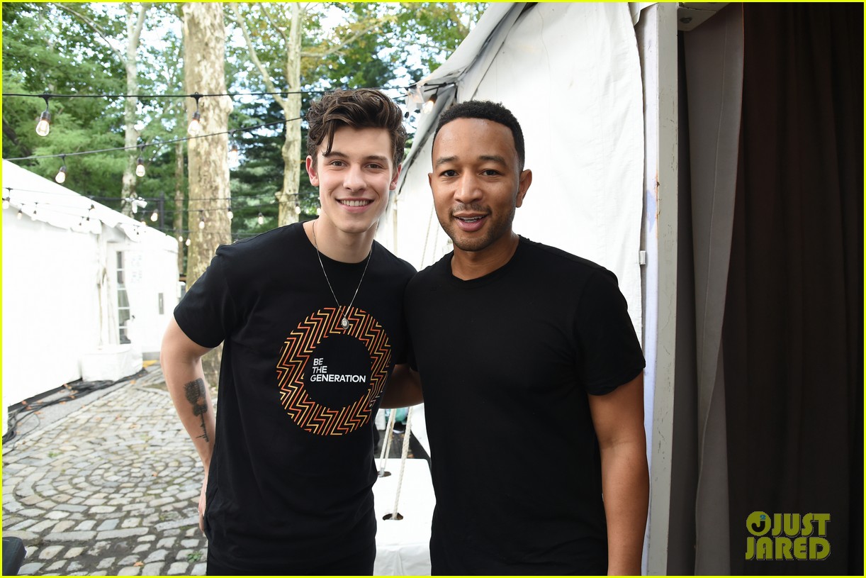 shawn mendes rocks out on stage at global citizen festival 02