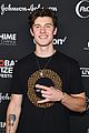 shawn mendes rocks out on stage at global citizen festival 03