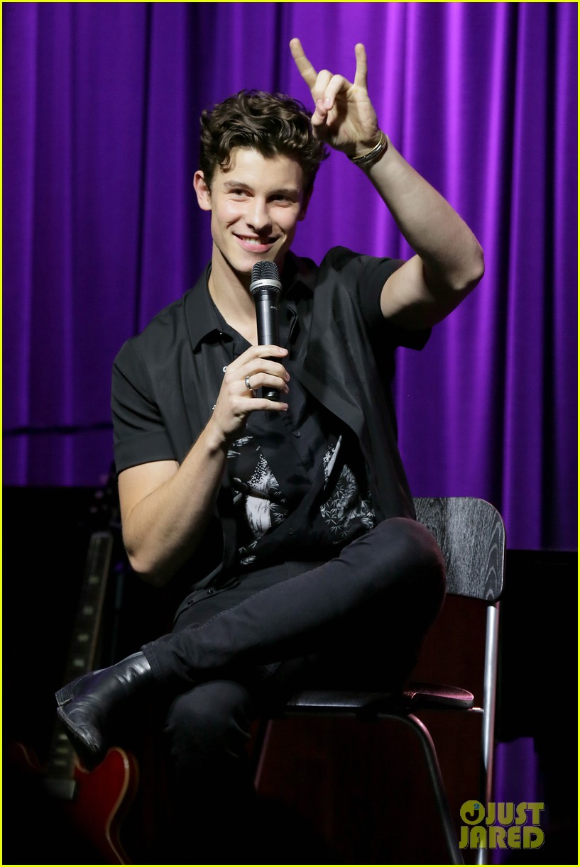 shawn mendes says hes the most nervous guy at grammy museum performance01