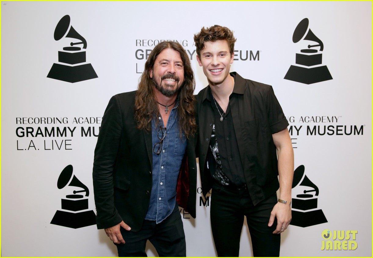 shawn mendes says hes the most nervous guy at grammy museum performance07