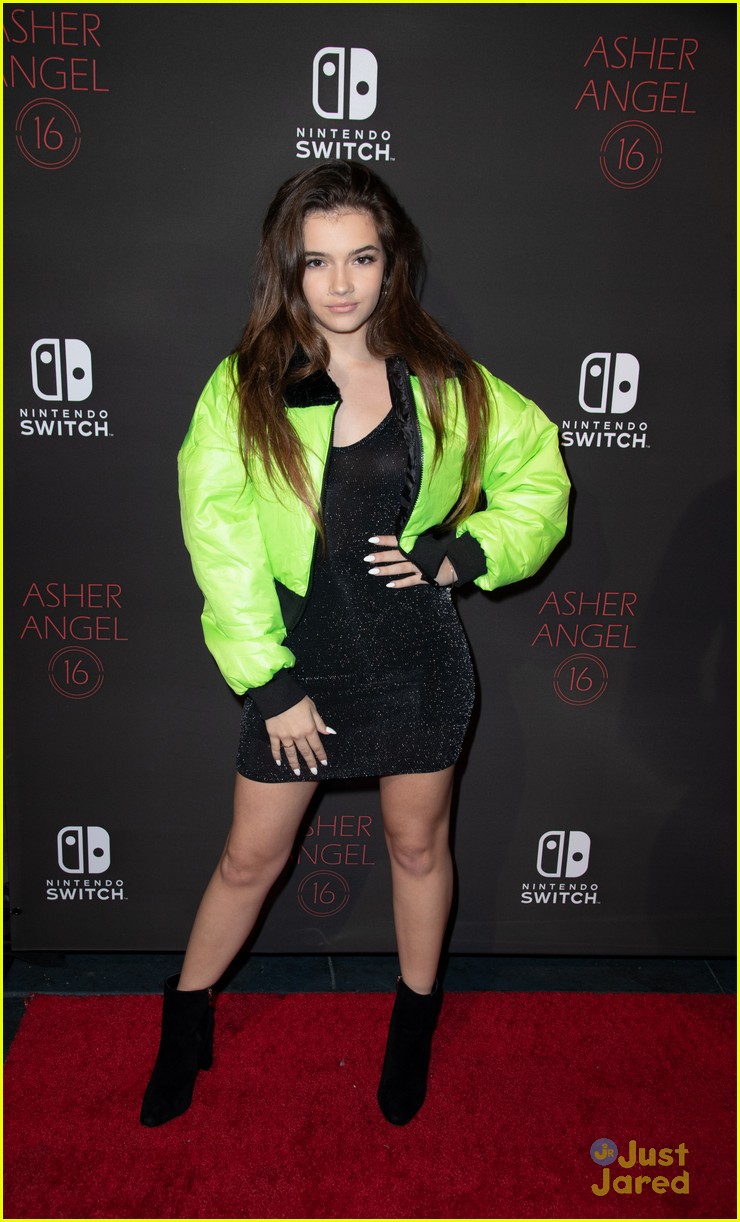 asher angel 16 bday nintendo party pics 57