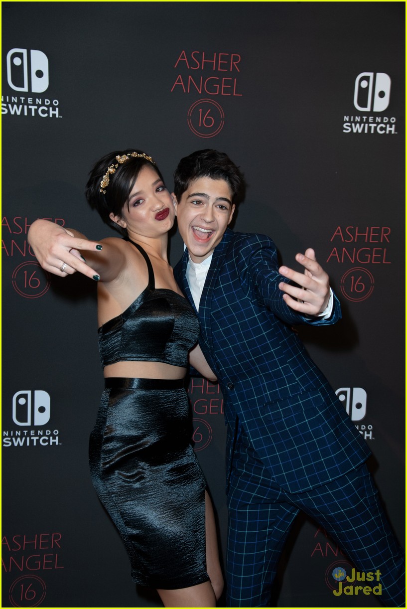 asher angel 16 bday nintendo party pics 63