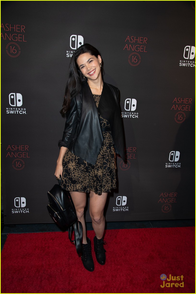 asher angel 16 bday nintendo party pics 65