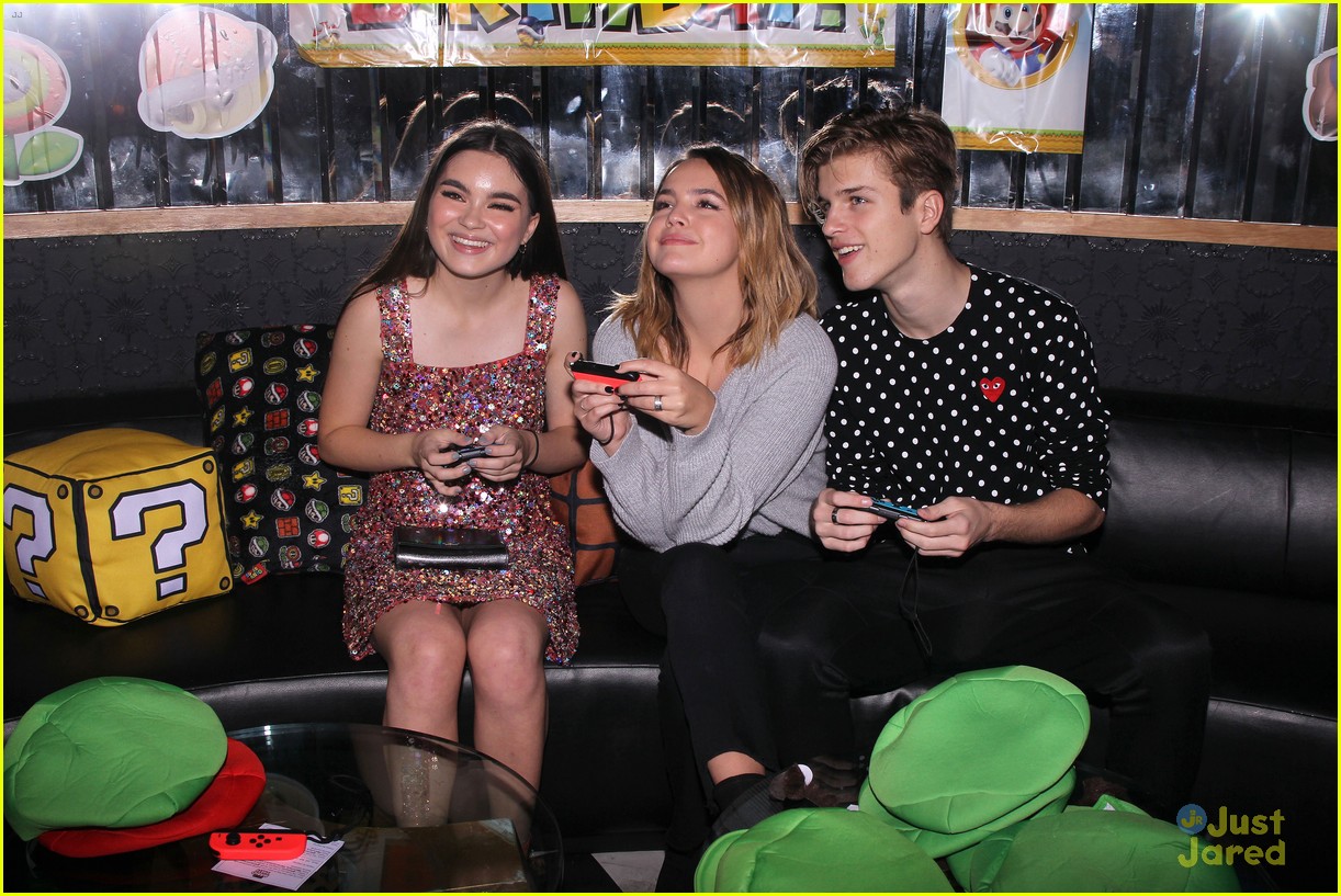 asher angel 16 bday nintendo party pics 91