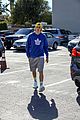 justin bieber goes shopping for halloween costumes 07