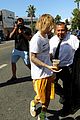 justin bieber hangs out with hailey baldwin after spending afternoon with pastor08