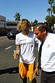 justin bieber hangs out with hailey baldwin after spending afternoon with pastor34