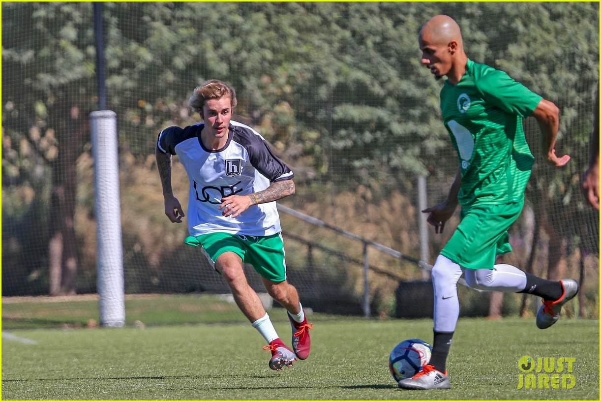 justin bieber goes shirtless playing soccer with friends 50