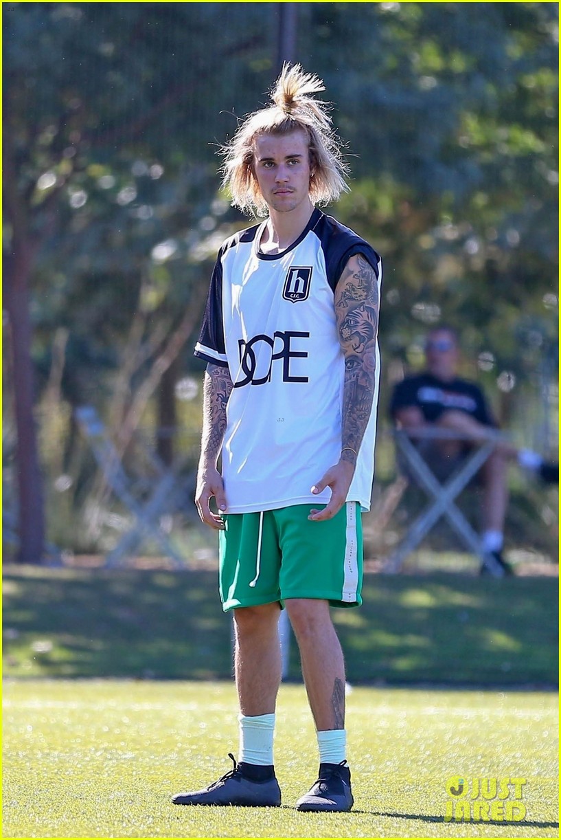 justin bieber goes shirtless playing soccer with friends 67