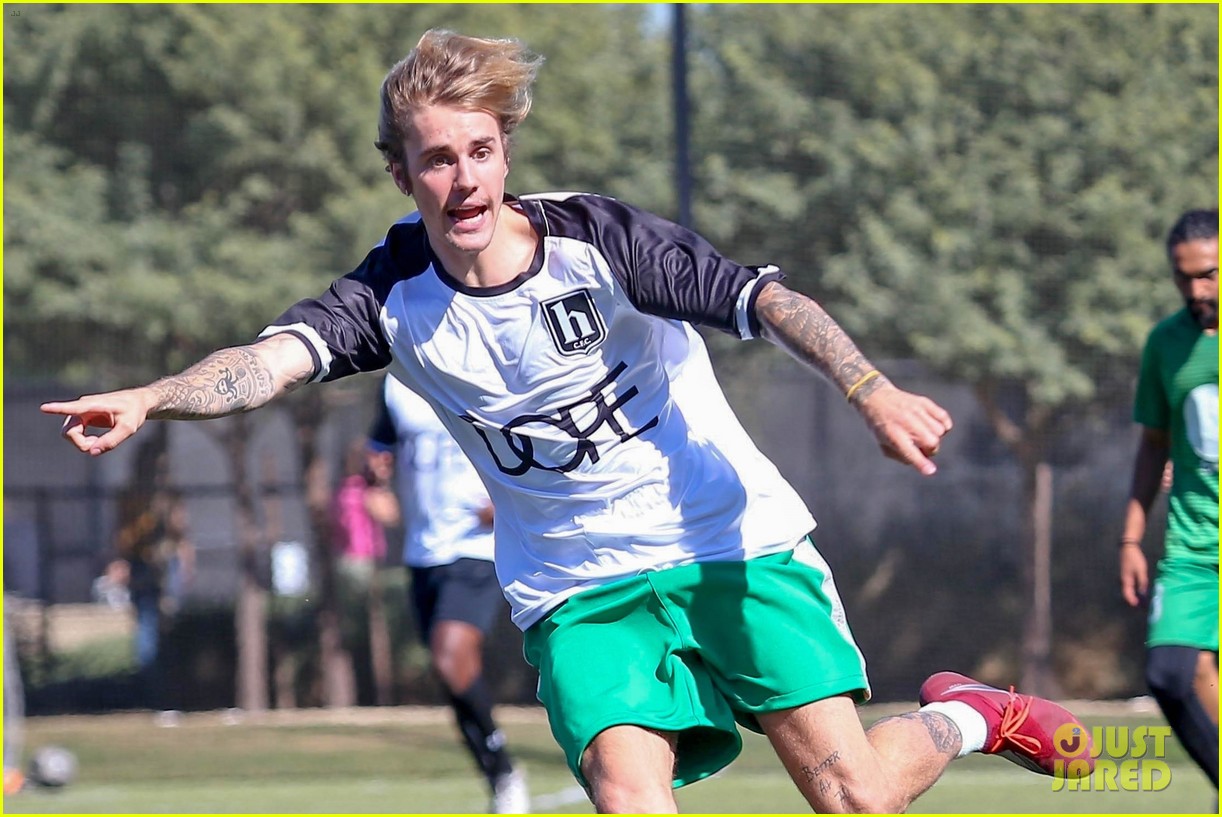 justin bieber goes shirtless playing soccer with friends 77