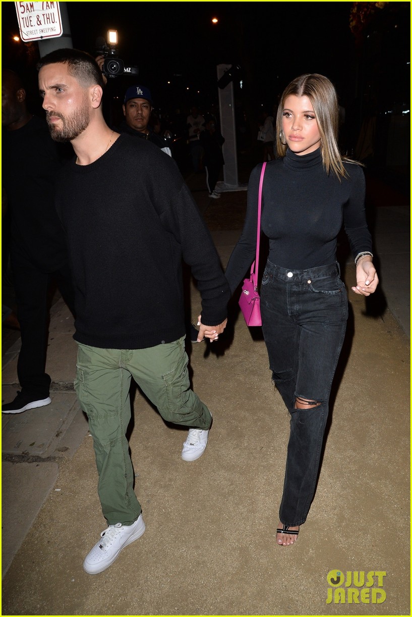 scott disick and sofia richie have date night at maddox gallery grand opening03