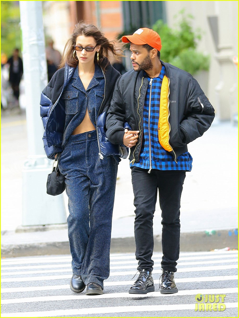 bella hadid and the weeknd are all smiles while strolling in nyc 05
