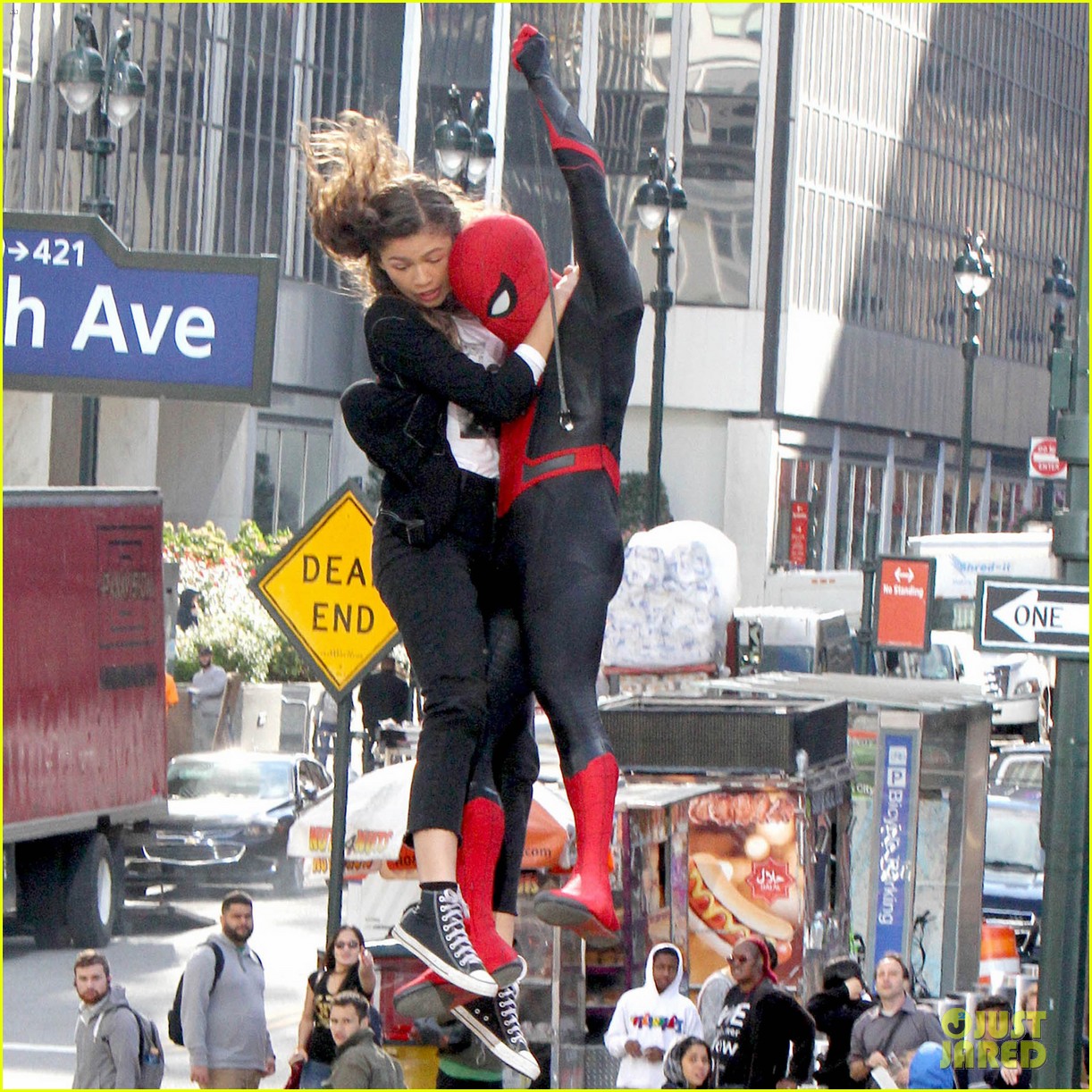 tom holland dons spider man far from home costume while filming with zendaya in nyc210