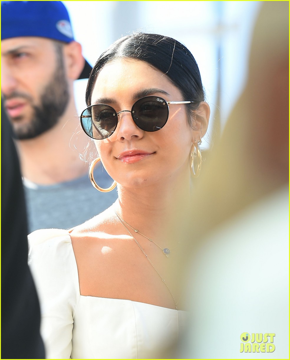 vanessa hudgens dons halloween inspired outfit ahead of farmers market trip08
