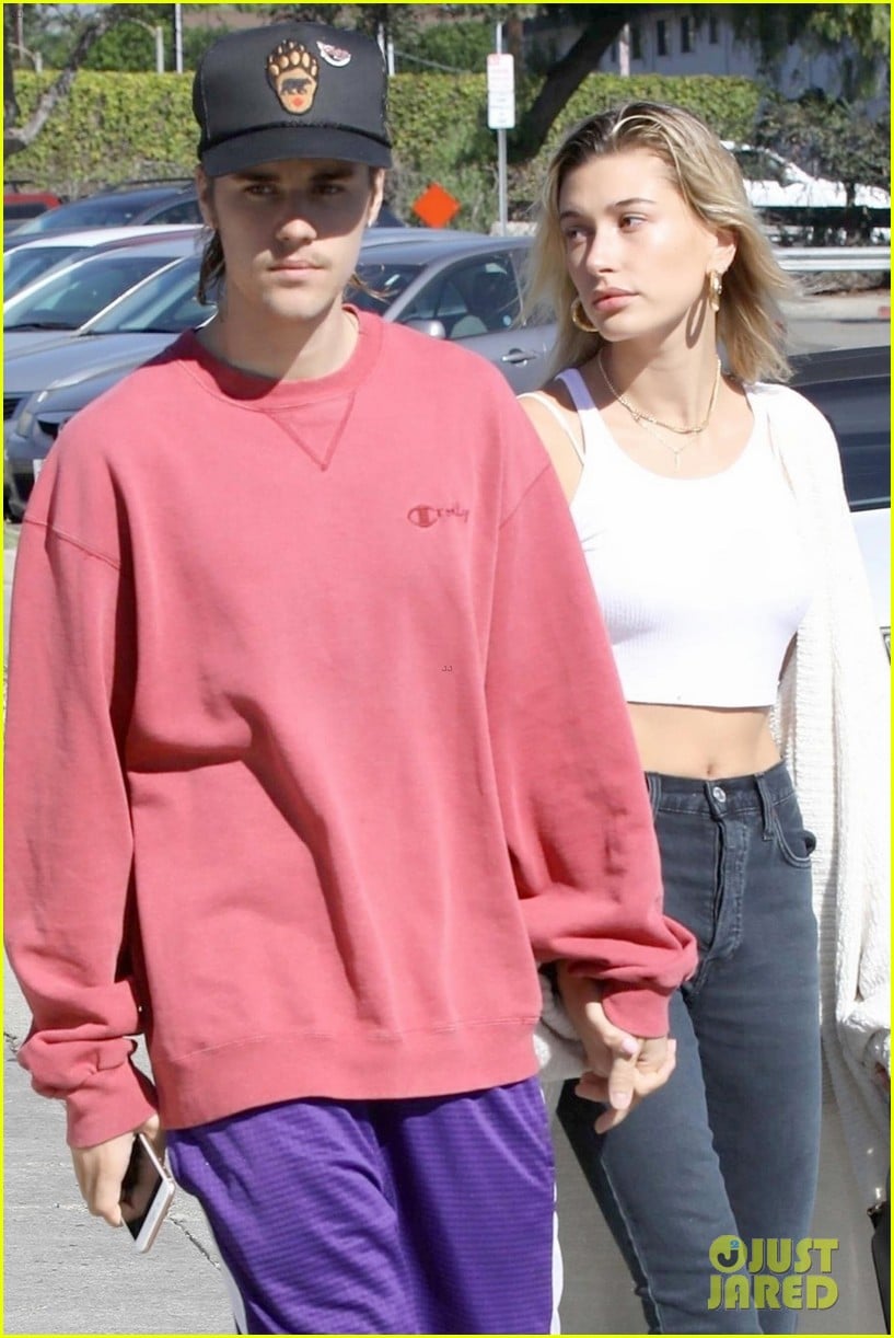 Justin Bieber & Hailey Baldwin Start Their Day at Patys! | Photo ...