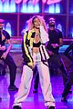 dinah jane gives solo debut performance of bottled up on tonight show 02