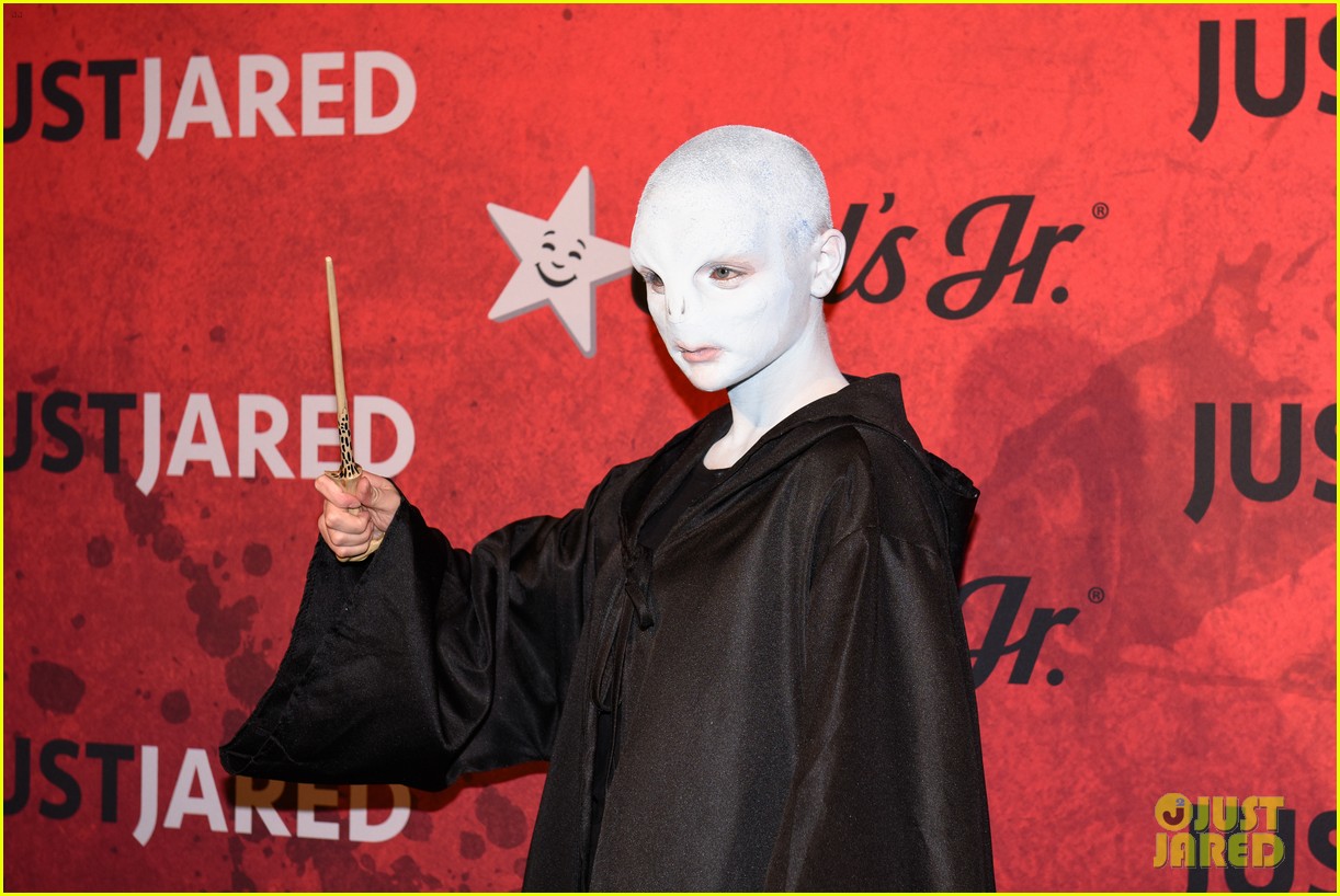 joey king hunter king just jared halloween party 08