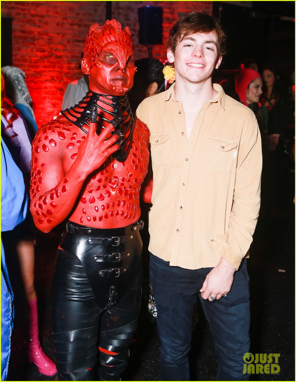 ross rydel lynch just jared halloween party 10