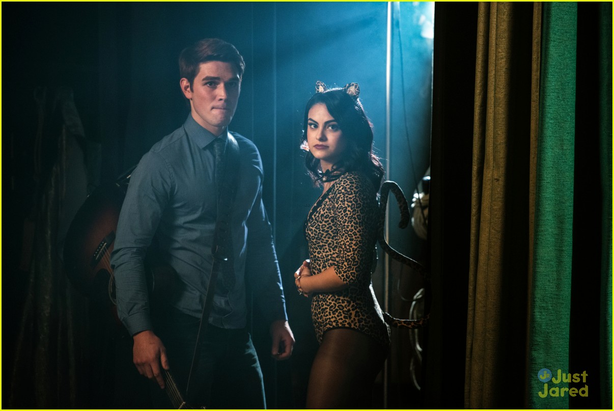 varchie not going down without fight riverdale 01