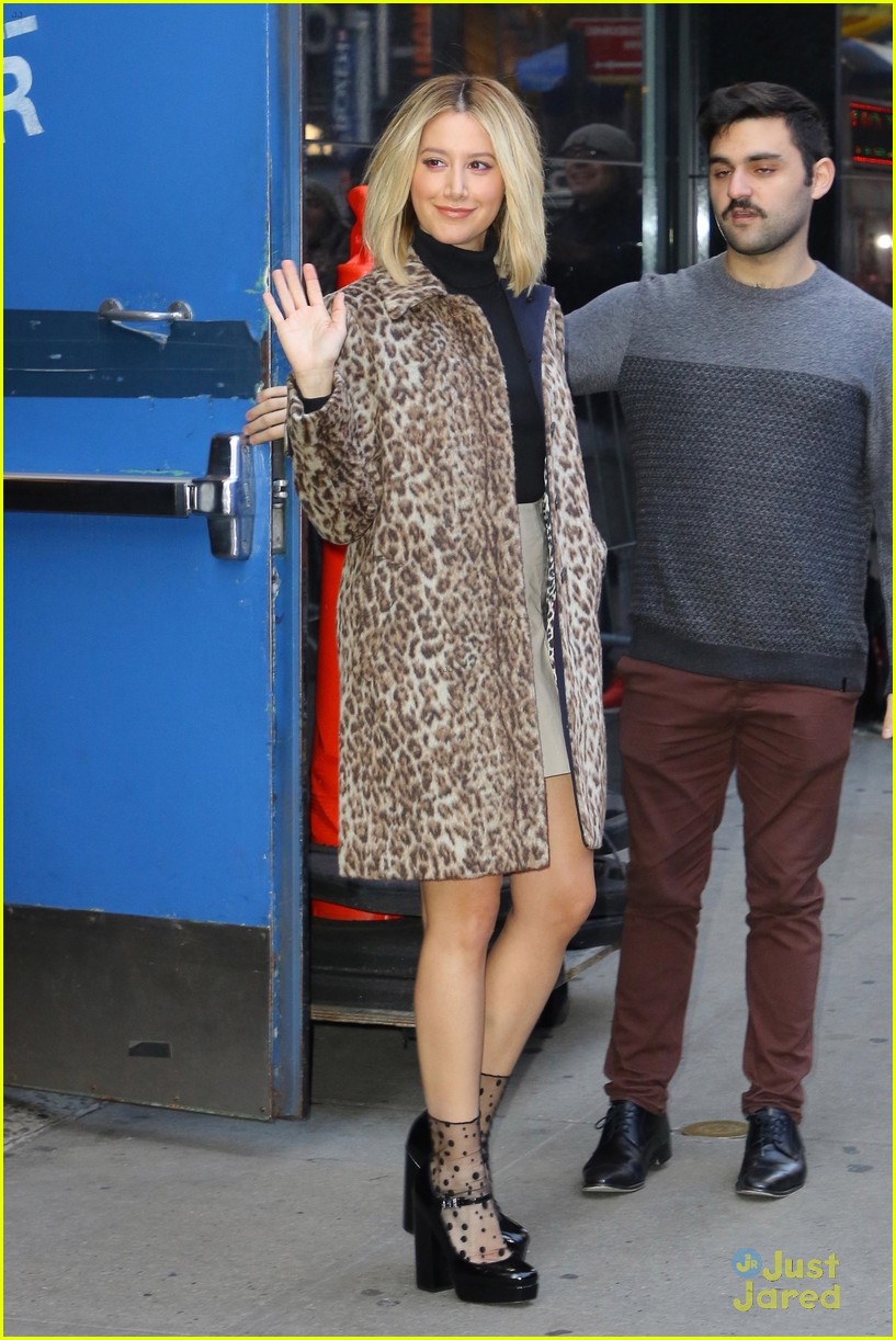 ashley tisdale tears single today show arrival pics 02