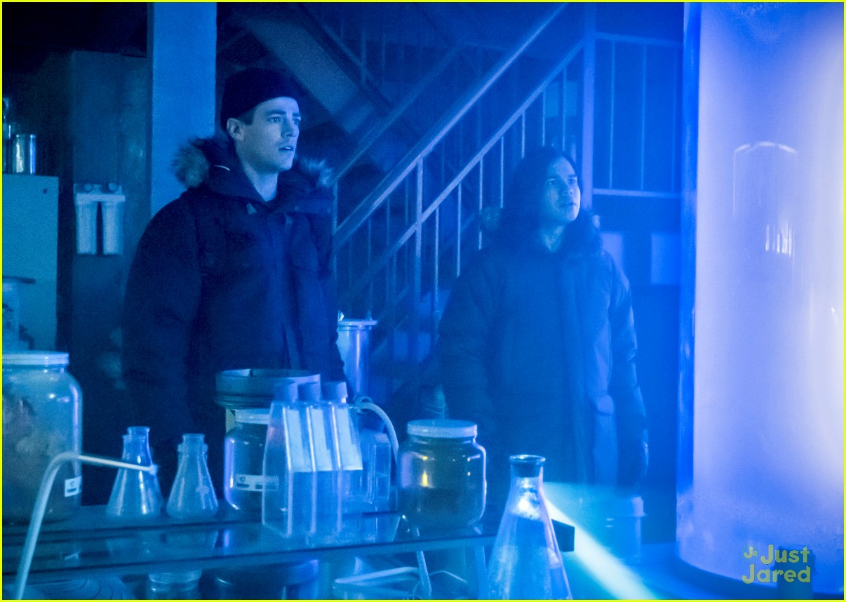 caitlin finds dad the flash tonight 12