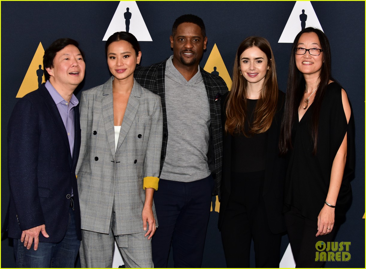 lily collins and jamie chung reunite academy nicholl fellowships in screenwriting awards 17