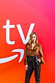 delilah belle brings french bulldog to amazon fire tv event 04