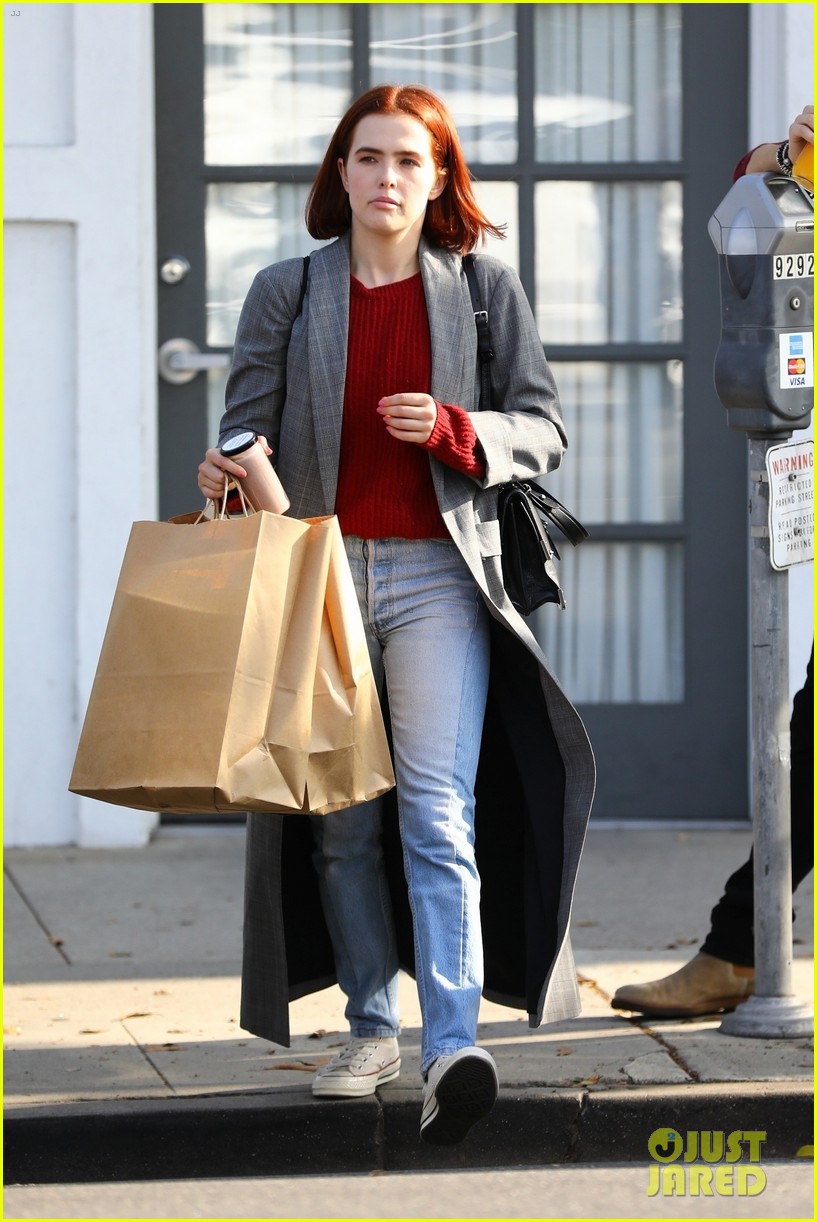 zoey deutch steps out with new red bob haircut 04