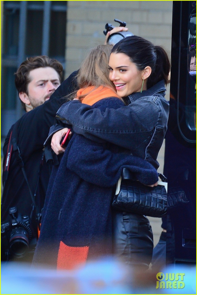 gigi hadid and kendall jenner share a hug outside of victorias secret fashion show rehearsals 04