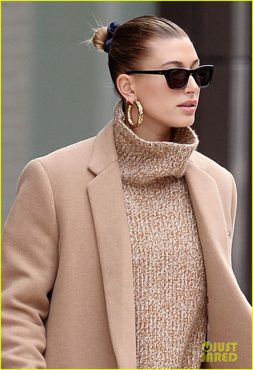 hailey baldwin shows off two very different winter styles in nyc 05