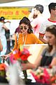 sarah hyland and wells adams share sweet kiss at the farmers market 09