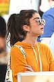 sarah hyland and wells adams share sweet kiss at the farmers market 11