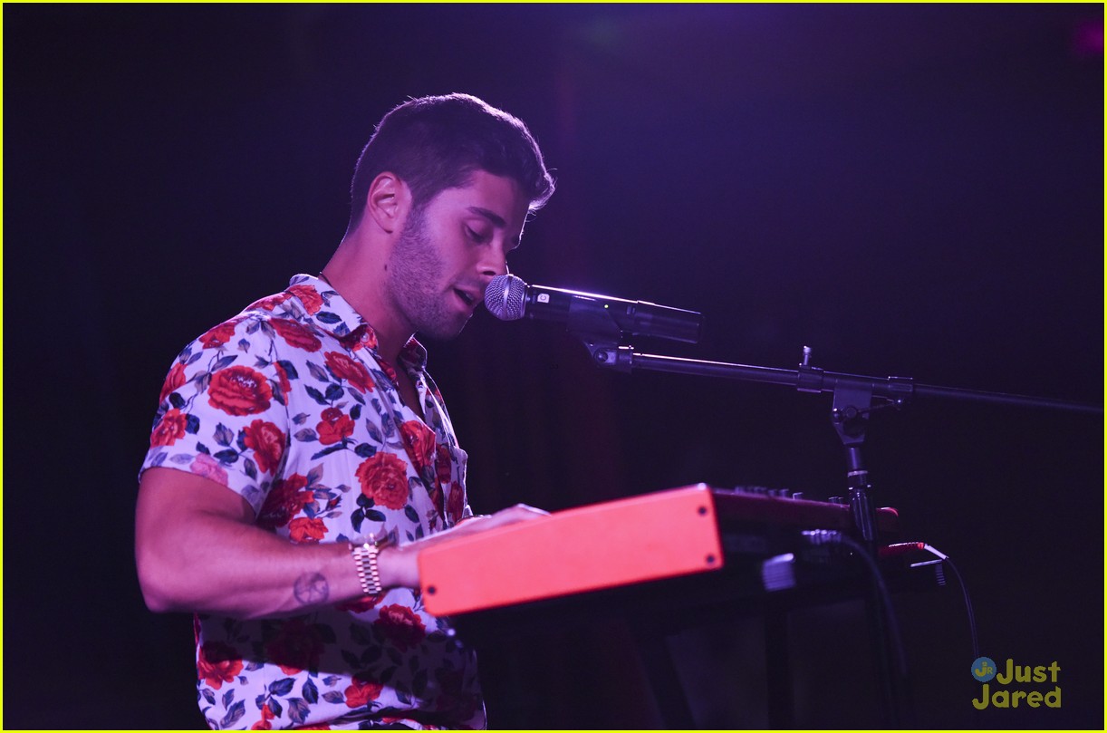 jake miller childhelp wait for you stream 02