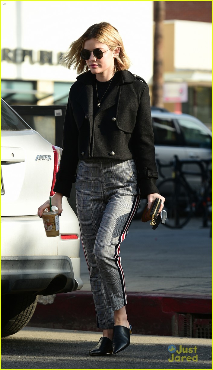 lucy hale urban shopping risks 03