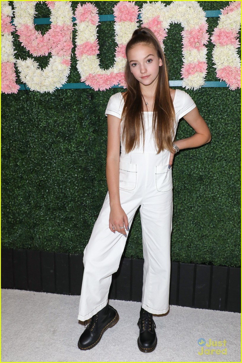 anna cathcart nia sioux baby ariel more tigerbeat 19 event 14