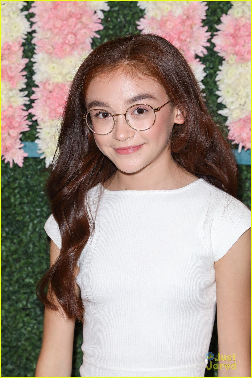 anna cathcart nia sioux baby ariel more tigerbeat 19 event 24