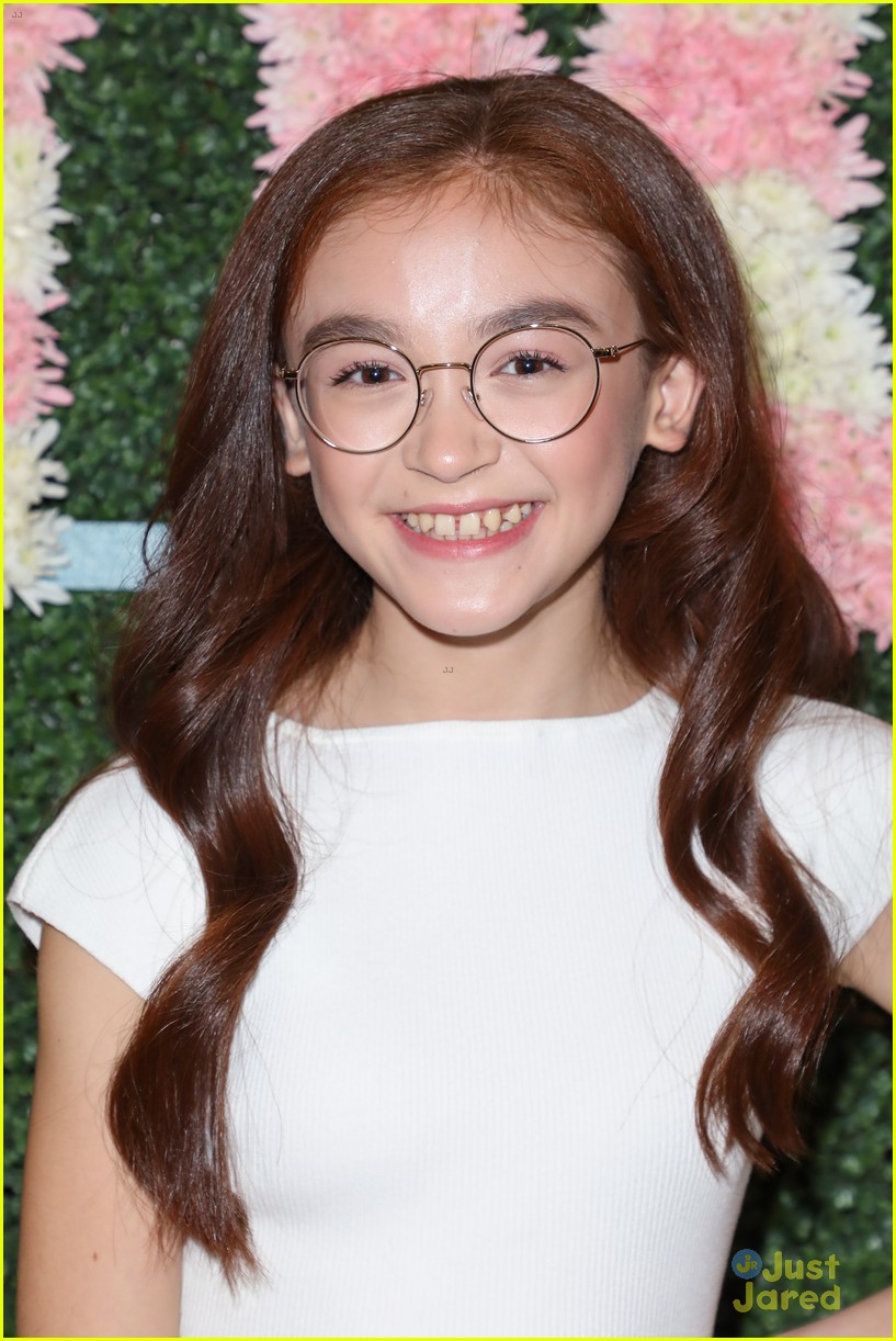 anna cathcart nia sioux baby ariel more tigerbeat 19 event 26