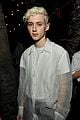 troye sivan gives dreamy revelation performance on jimmy fallons tonight show 01