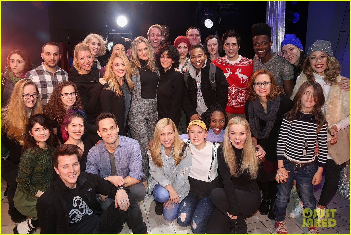 dove cameron meets alicia silverstone at clueless musical 01