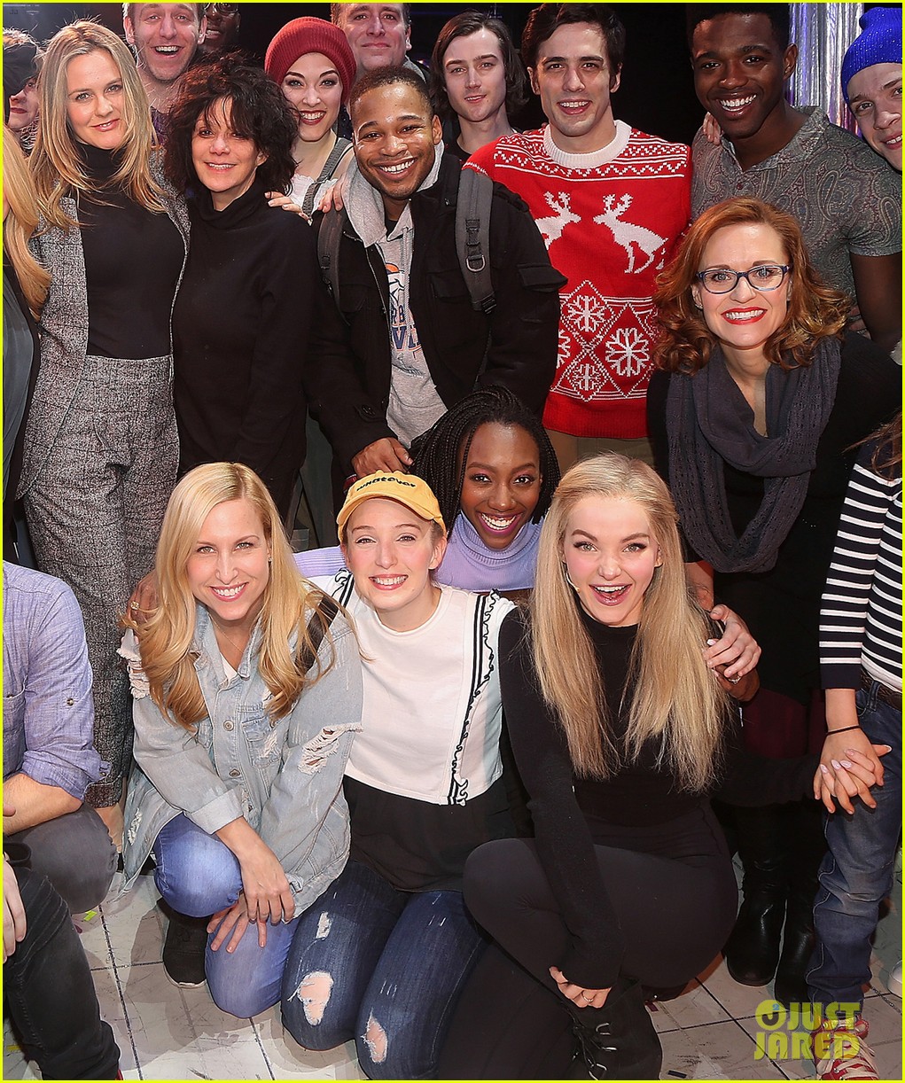 dove cameron meets alicia silverstone at clueless musical 04