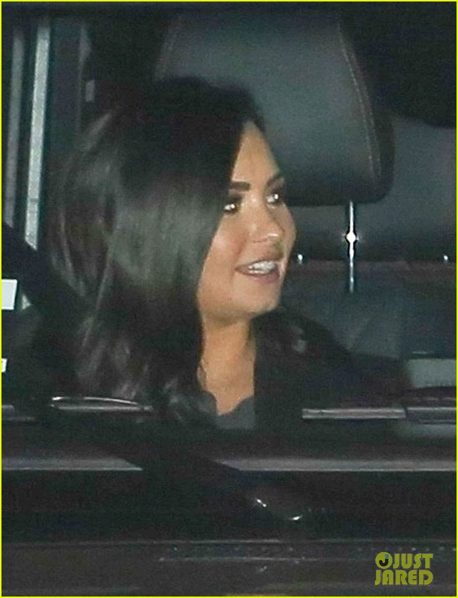 demi lovato henry levy seen kissing on date night 02
