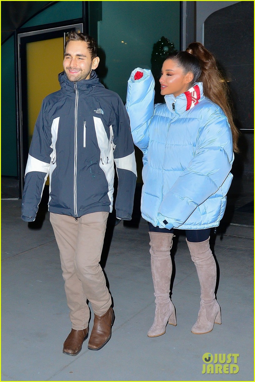ariana grande and former broadway co star aaron simon gross hang out in nyc 02
