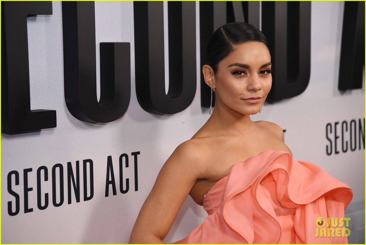 vanessa hudgens cozies up to austin butler at second act premiere 06