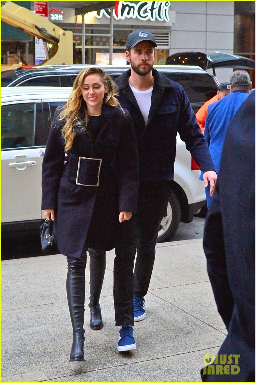 miley cyrus is joined by liam hemsworth in nyc ahead of snl performance 05