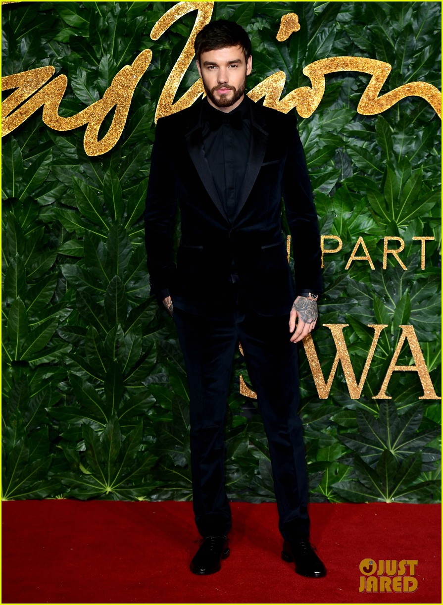 liam payne and little mix hit the fashion awards 2018 red carpet 01
