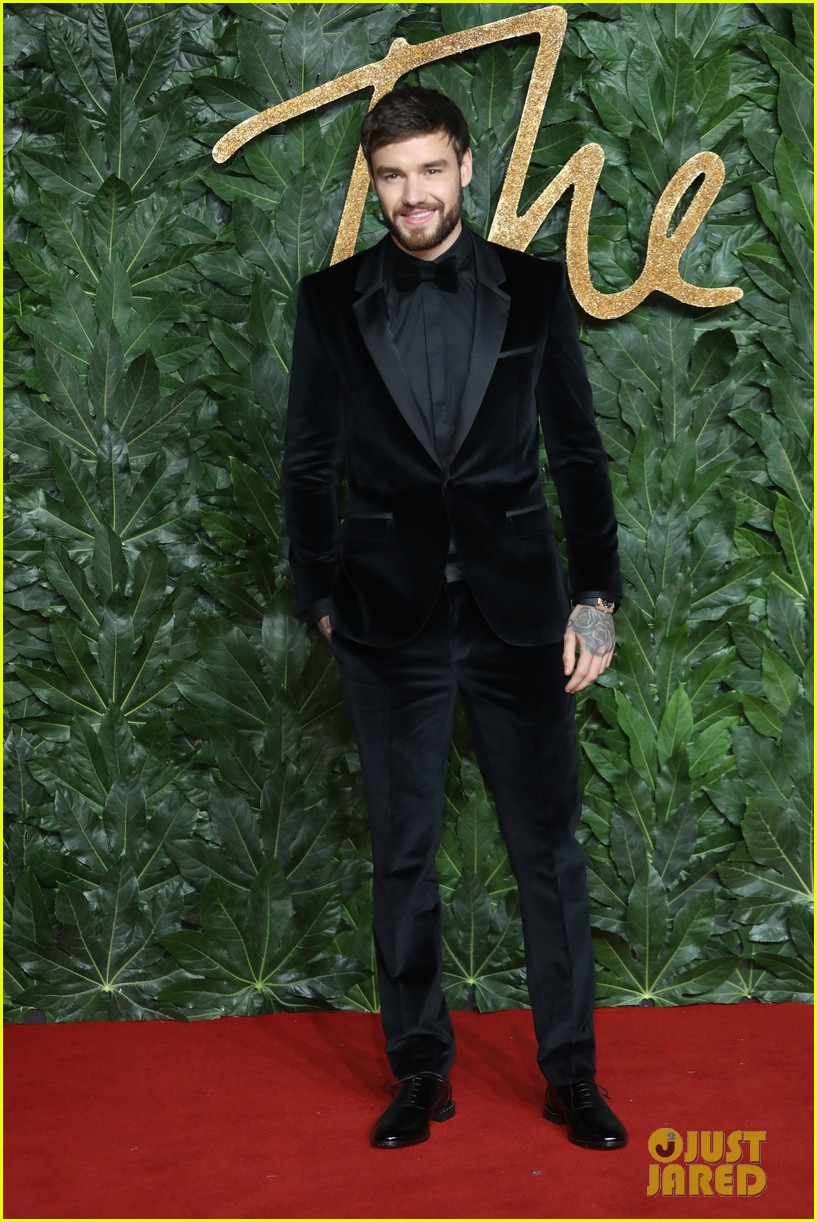liam payne and little mix hit the fashion awards 2018 red carpet 05