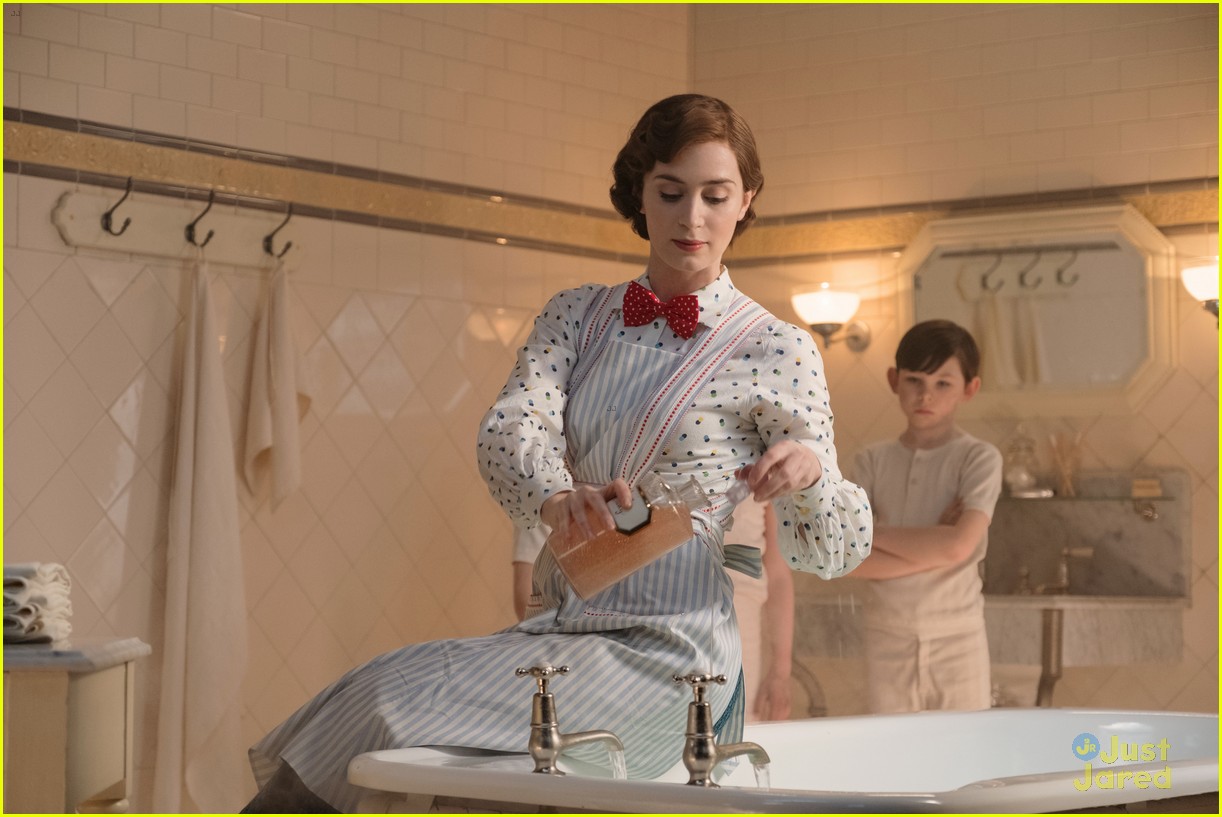 mary poppins returns all images see here 28